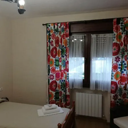 Atxispe Etxea * Laukiz