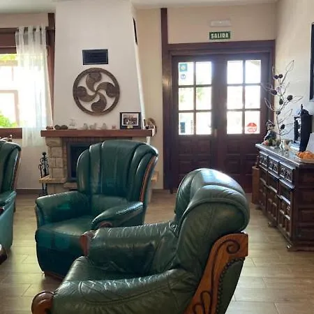 Atxispe Etxea Country house