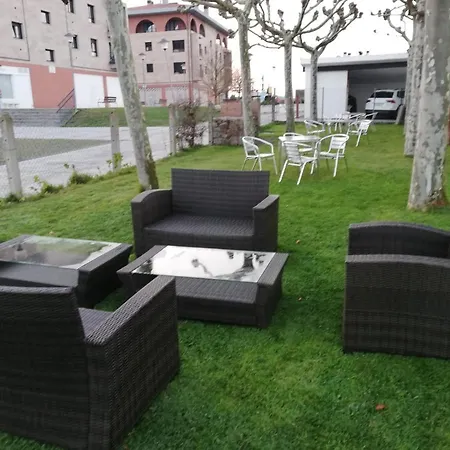 Atxispe Etxea * Laukiz