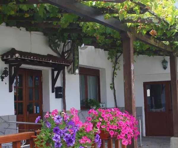 Atxispe Etxea * Laukiz