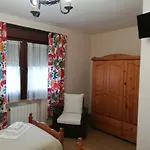 Atxispe Etxea Country house *